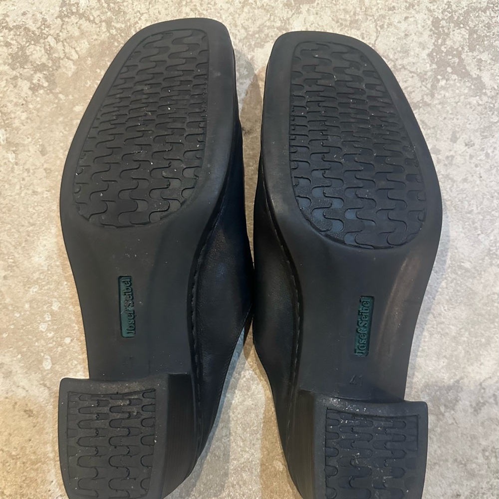 Black size 41 (10.5) Josef Seibel Leather Slip-On square toe Shoes - Picture 5 of 5
